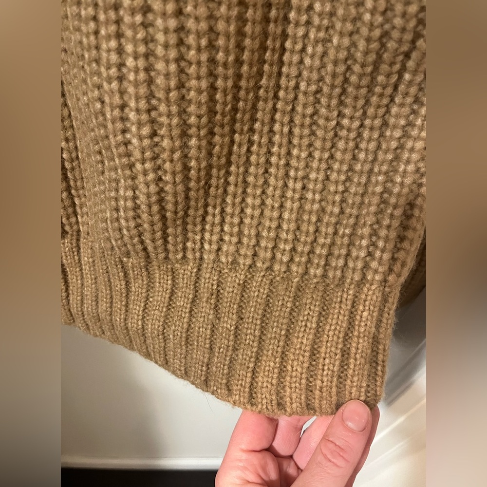 Doen Sweater - Picture 5 of 7